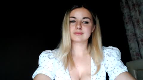 Snapshot of love_dom_meg chatting on 15, 7, 2026 Megane online show from 15, 7, 2026