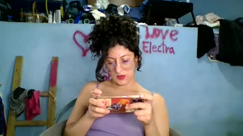 Snapshot of love_electra chatting on 11, 9, 2025 love_electra online show from 11, 9, 2025