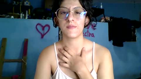 Snapshot of love_electra chatting on 14, 9, 2025 love_electra online show from 14, 9, 2025