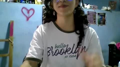 Snapshot of love_electra chatting on 19, 9, 2025 love_electra online show from 19, 9, 2025