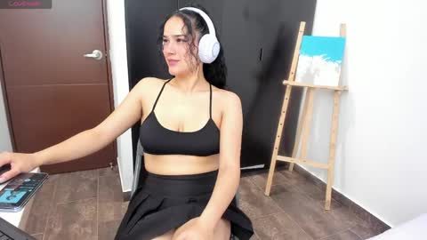 Kristen LoveBerry online show from 24, 5, 2026