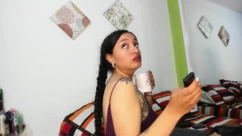 Snapshot of love_mia777 chatting on 6, 10, 2025 Mia online show from 6, 10, 2025