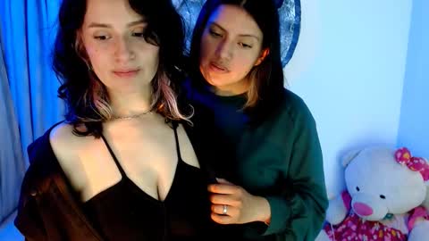 Melisa Emily online show from 23, 11, 2025