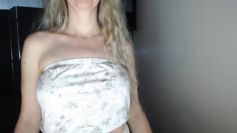 LoVe On  online show from 7, 2, 2026