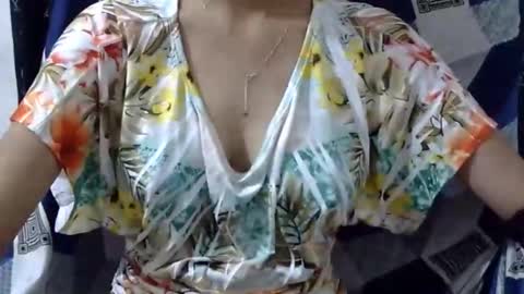 Snapshot of love_riva chatting on 31, 5, 2026 Riva online show from 31, 5, 2026