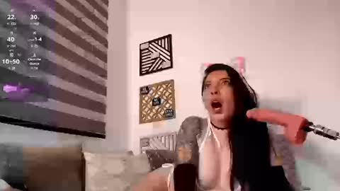 Sharol Leon online show from 26, 9, 2025