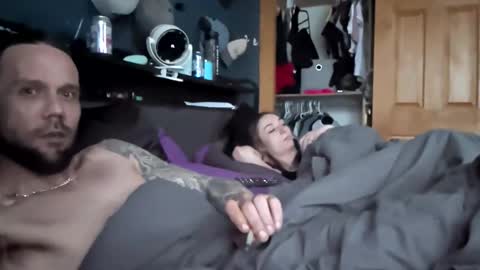 lovecoupleqc online show from 12, 4, 2026