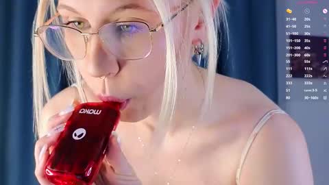 God like girl Ann online show from 19, 11, 2025