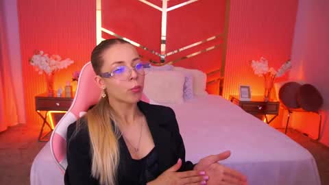 loveedove online show from 19, 5, 2026