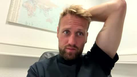 lovefuesse online show from 11, 9, 2025