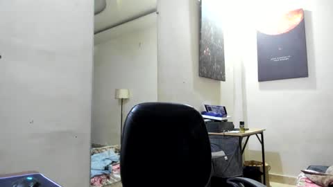 Indian hairy online show from 3, 3, 2025