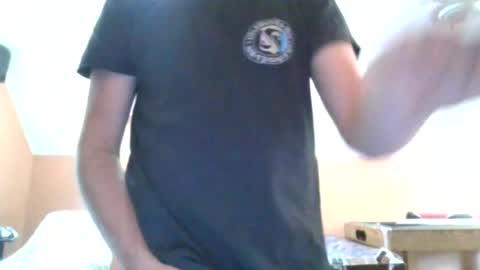 Snapshot of loveit1 chatting on 9, 8, 2026 Lovesex online show from 9, 8, 2026