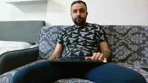 loveivat80 online show from 31, 3, 2026