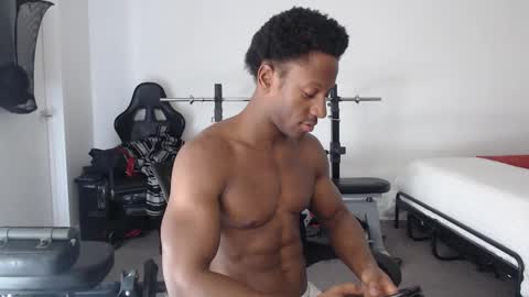 Snapshot of loveleexd21 chatting on 23, 12, 2024 loveleexd21 online show from 23, 12, 2024