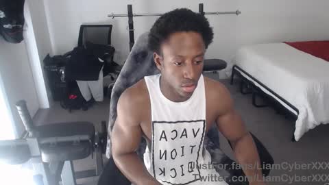 Snapshot of loveleexd21 chatting on 2, 2, 2025 loveleexd21 online show from 2, 2, 2025