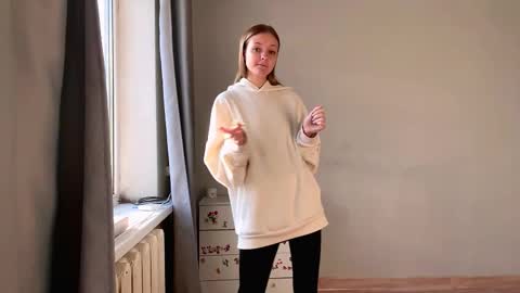 Ella online show from 17, 11, 2025