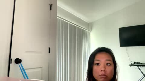 Snapshot of lovellly_ chatting on 10, 12, 2024 Love online show from 10, 12, 2024