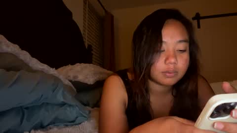 Snapshot of lovellly_ chatting on 24, 2, 2025 Love online show from 24, 2, 2025