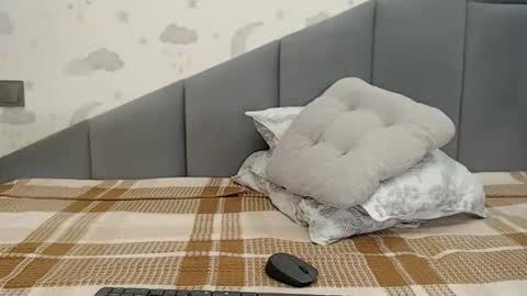 lovellykitty online show from 14, 10, 2025