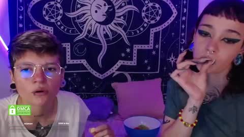 Alex  Violet online show from 4, 3, 2025