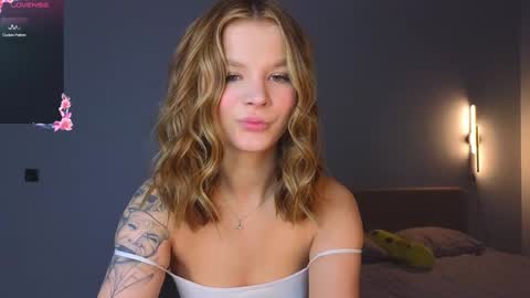 Jenny online show from 23, 12, 2024