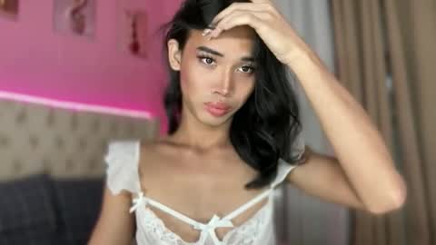Snapshot of lovely_briana1 chatting on 18, 5, 2026 BABY BRIANA online show from 18, 5, 2026