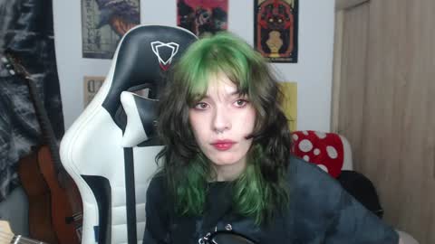 Snapshot of lovely_cass chatting on 10, 12, 2024 Cassie online show from 10, 12, 2024