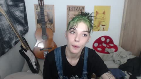 Snapshot of lovely_cass chatting on 16, 12, 2024 Cassie online show from 16, 12, 2024