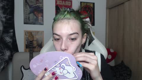 Snapshot of lovely_cass chatting on 27, 12, 2024 Cassie online show from 27, 12, 2024