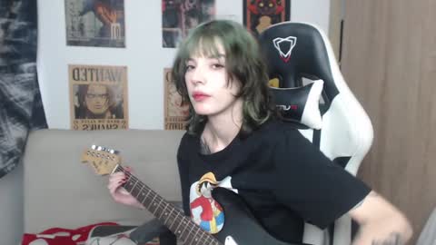 Snapshot of lovely_cass chatting on 19, 1, 2025 Cassie online show from 19, 1, 2025