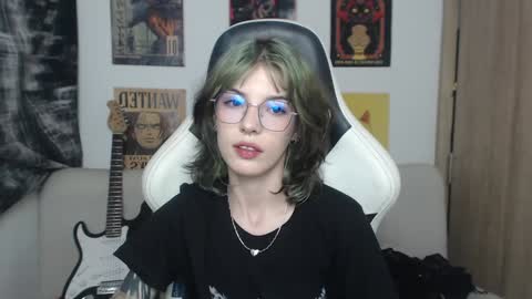 Snapshot of lovely_cass chatting on 29, 1, 2025 Cassie online show from 29, 1, 2025