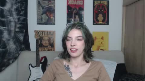 Snapshot of lovely_cass chatting on 11, 2, 2025 Cassie online show from 11, 2, 2025