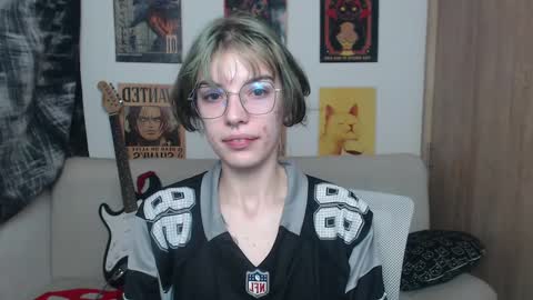 Snapshot of lovely_cass chatting on 20, 2, 2025 Cassie online show from 20, 2, 2025