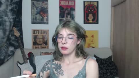 Snapshot of lovely_cass chatting on 22, 2, 2025 Cassie online show from 22, 2, 2025