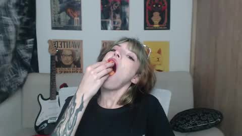Snapshot of lovely_cass chatting on 23, 2, 2025 Cassie online show from 23, 2, 2025