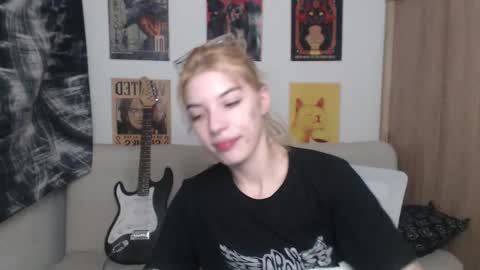 Snapshot of lovely_cass chatting on 10, 3, 2025 Cassie online show from 10, 3, 2025
