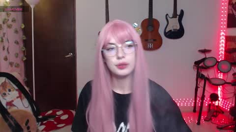 Snapshot of lovely_cass chatting on 18, 10, 2025 Cassie online show from 18, 10, 2025