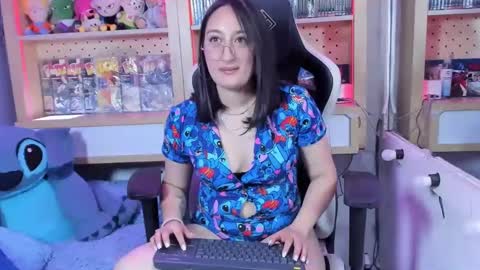 Chloe online show from 17, 1, 2025