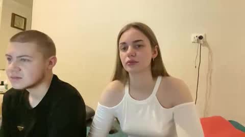 Snapshot of lovely_couple00 chatting on 28, 2, 2026 lovely_couple00 online show from 28, 2, 2026