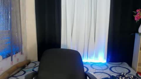 lovely_dianne online show from 7, 2, 2025