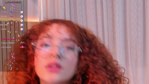 Snapshot of lovely_emma18 chatting on 11, 12, 2024 Emma online show from 11, 12, 2024