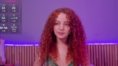 Snapshot of lovely_emma18 chatting on 19, 2, 2025 Emma online show from 19, 2, 2025