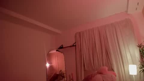 Emma online show from 24, 7, 2026