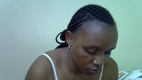 Snapshot of lovely_gee chatting on 18, 4, 2026 sexylover online show from 18, 4, 2026