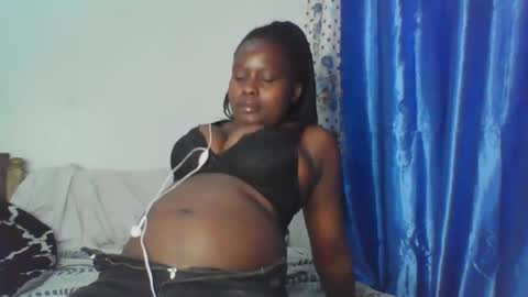 Snapshot of lovely_goodness chatting on 7, 12, 2024 enid online show from 7, 12, 2024