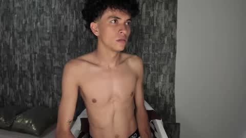 Snapshot of lovely_horny713 chatting on 24, 4, 2026 Salo online show from 24, 4, 2026