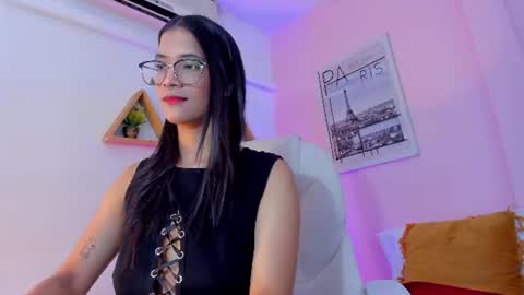Snapshot of lovely_oliviaa chatting on 8, 7, 2026 Olivia online show from 8, 7, 2026