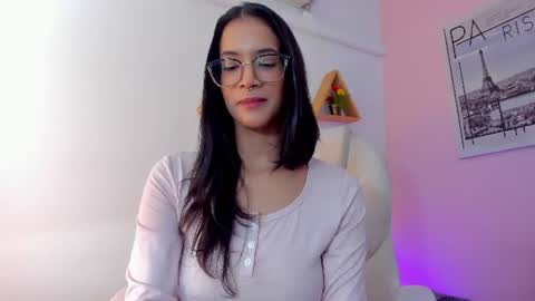 Snapshot of lovely_oliviaa chatting on 5, 8, 2026 Olivia online show from 5, 8, 2026