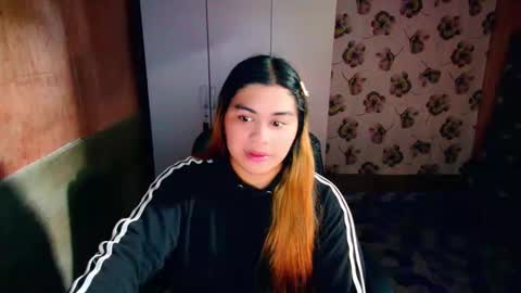 Snapshot of lovely_ricaxxx chatting on 14, 10, 2025 lovely_ricaxxx online show from 14, 10, 2025