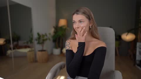 Snapshot of lovely_tammy chatting on 22, 9, 2025 Very miss youWill be back soon Tammy online show from 22, 9, 2025